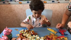Мармеладные мишки Мармеладные червяки Распаковка Мармеладный палец