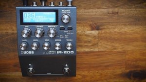 Boss IR-200 - Sound Demo (no talking)