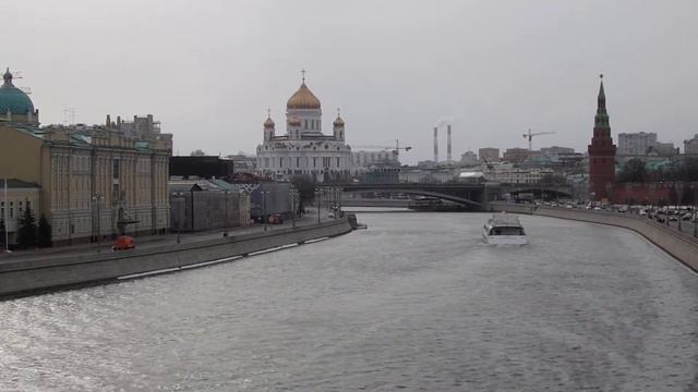 Вид на Кремль и окрестности смотреть онлайн