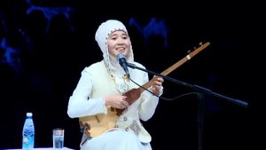 Айтыш Мамбет  Токто & Айсаба Базарбай кызы.