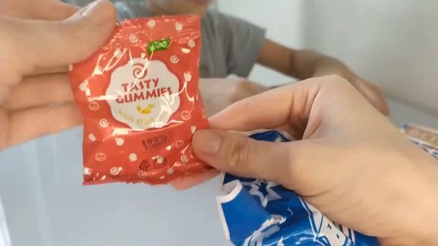 Распаковка sweet box "Вспыш".Спойлер:первая сборно-разборная игрушка в sweet box, которую я открыва смотреть онлайн