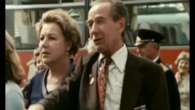 Водитель автобуса (1983). Polaroid в СССР. смотреть онлайн