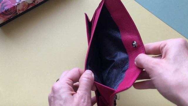 ❤ Женский кожаный кошелек на полную купюру с клапаном➡️СВ 8142-013 смотреть онлайн