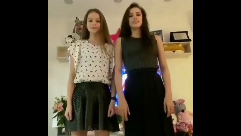 Алина Загитова и ее сестра