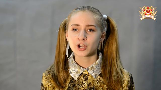 «Зачем рассказывать о том солдату на войне…» (читает Алёна Квасова) смотреть онлайн