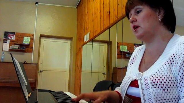 Очень красивая песня о России ,кавер под фортепиано смотреть онлайн