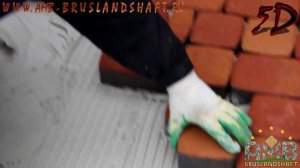 Укладка вибропрессованной брусчатки