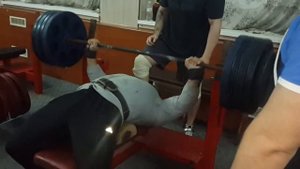 Жим лежа 200 кг на 7 раз !!! ЛЕГКО !!!!