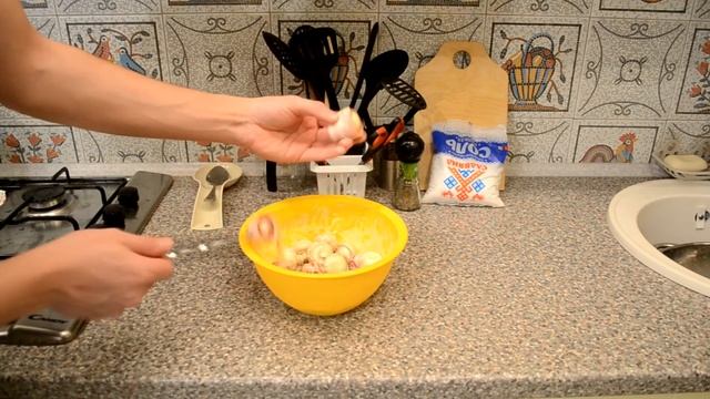 Шашлык из шампиньонов с беконом и грудинкой.