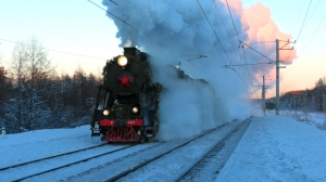 Две Лебедянки: Паровозы Л-4372 и Л-3111 следуют сплоткой и электропоезд ЭД4МК-0122/ЭД4М-1039