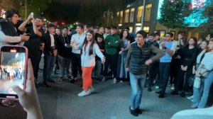 Супер Лезгинка В Казахстане 2023 Девушки И Парни Танцуют Классно ALISHKA Арбат Алма-Ата Lezginka