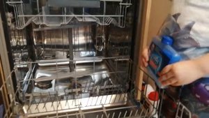 Запускаем очистку ПОСУДОМОЕЧНОЙ МАШИНЫ Beko