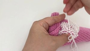 Вышивка на вязаных изделиях Облако с дождем