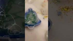 Заливаем молд новогодней игрушки
