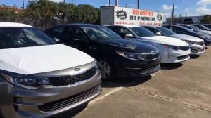 2016 Kia Optima LX   Ebony Black. Call Sam Now 832-385-4161