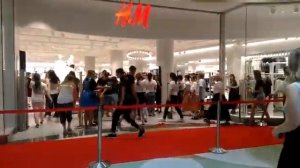 Открытие магазина H&M в "Ауре"