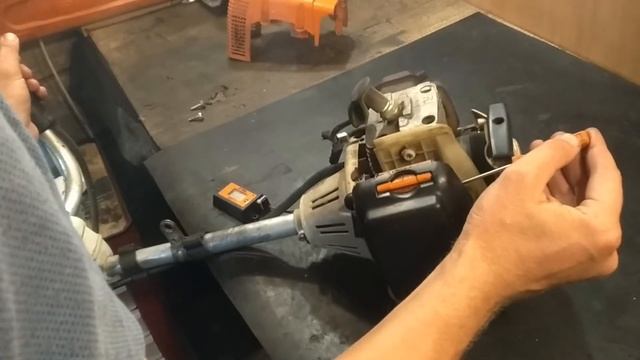 Регулювання карбюратора мотокоси Stihl FS 125 | 250 Регулировка карбюратора мотокосы смотреть онлайн