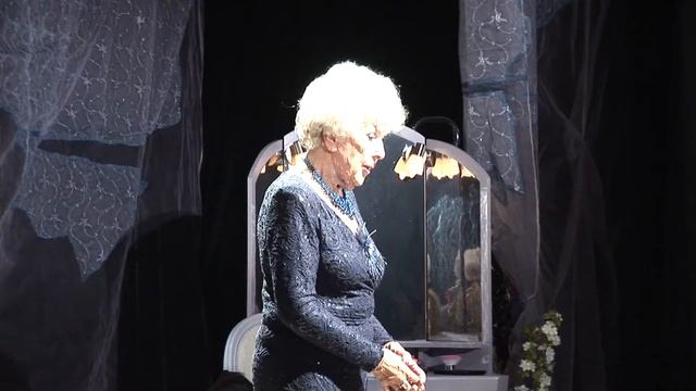 Превью спектакля Веры Кузминичной Васильевой "Вера". смотреть онлайн