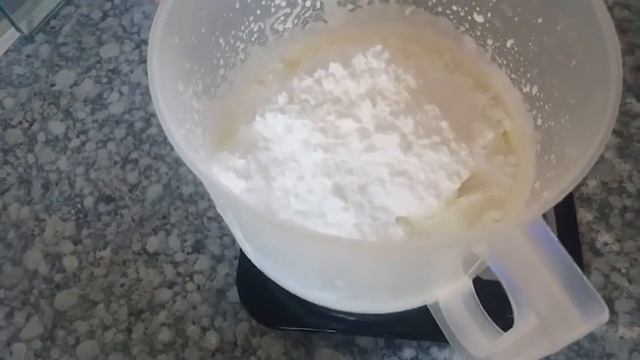 МОРОЖЕННОЕ ИЗ ЙОГУРТА | ΠΑΓΩΜΕΝΟ ΓΙΑΟΥΡΤΙ | FROZEN YOGURT | SIRUSH KITCHEN смотреть онлайн