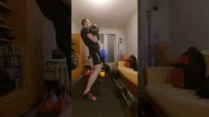 2018.03.24 Толчок гирь по длинному циклу 2х24 кг, 6 мин., 48 повт., темп8 (проходка)