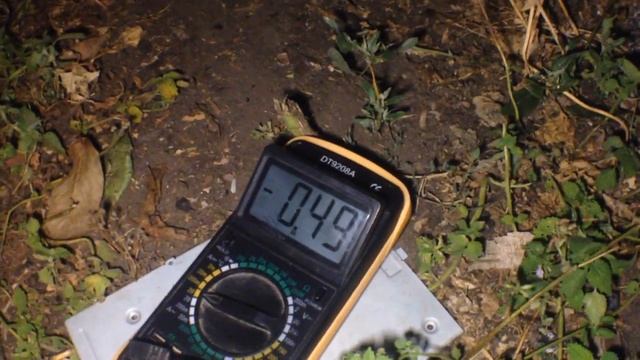 Заряжаем мобильный телефон от костра? Эксперименты с элементами Пельтье смотреть онлайн