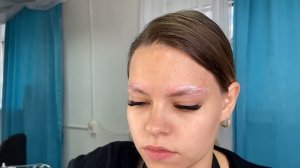 Долговременная укладка и окрашивание бровей.