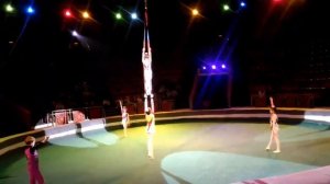 Наши циркачи на арене цирка в Твери.mp4