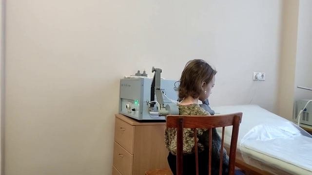 НА ФИЗИО ПРОЦЕДУРАХ. НАШЛИ "КЛАД" ПОД ДИВАНОМ.