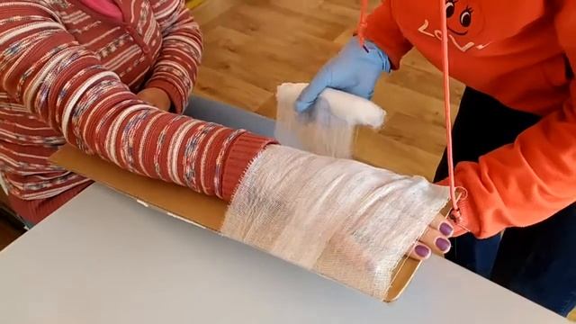Первая медицинская помощь при переломе