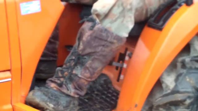 KUBOTA SATURN X-24 (HDV 0472) смотреть онлайн