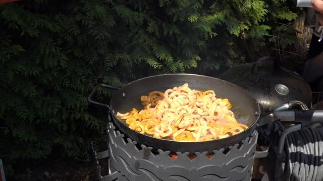 ПЬЯНАЯ КУРИЦА НА КАРТОШКЕ ФРИ