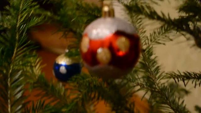 Новый год ! Живая ёлочка... смотреть онлайн