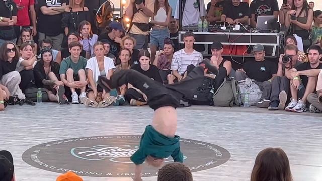 Wild POWERMOVE from RUSSIA Combonation 2022 смотреть онлайн