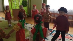 Русская народная игра "Вышел Ваня погулять"