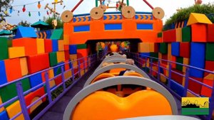 Disney.ПРОКАТИЛСЯ.Американские горки "История игрушек"- Парк развлечений «Мир Диснея»