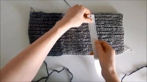 Повязка чалма на голову спицами. С необычным перехлестом полупатентной резинкой. Для начинающих