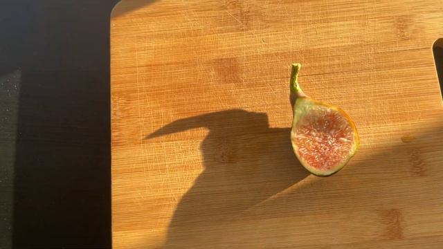 Инжир сорт Черный Ниагарский( Black Niagara). Black Niagara fig. Sweet смотреть онлайн