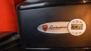 Установка шнека пеллетной горелки.