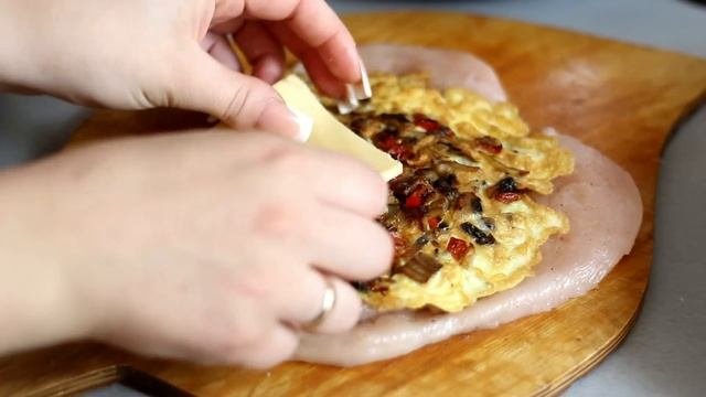 Куриный рулет.куриные грудки рецепт