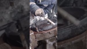 Часть 2-разборка сцепления и сняти маховика!