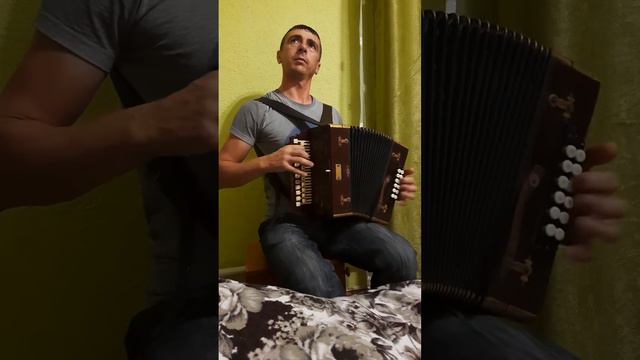 трек 1 смотреть онлайн