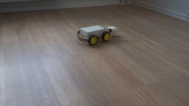 Робот футболист на arduino. Robot Football Player смотреть онлайн
