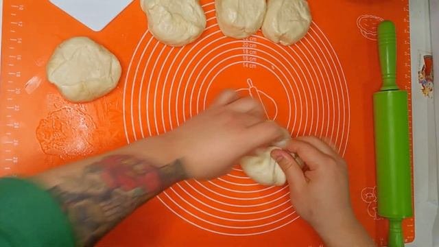 Лепешки на кефире с начинкой из картошки. Чуду. Быстро, дешево и вкусно