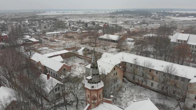 Заброшенная психбольница Алленберг. Съемка с квадрокоптера. Калининградская область.