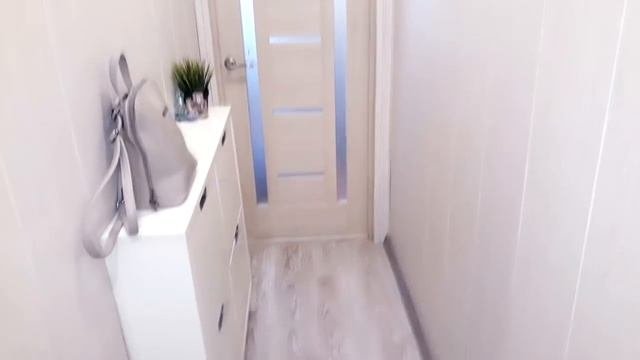 Организация хранения в маленькой прихожей