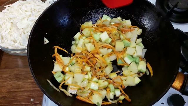 Бюджетный рецепт овощного рагу.