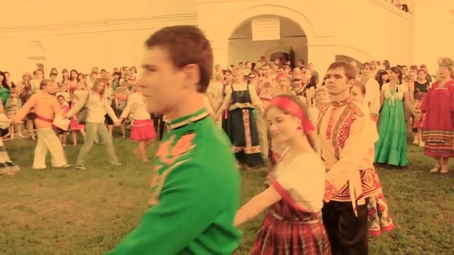 Народный пляс в Рязанском кремле