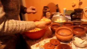 Кролик в горшочке , в духовке , объедение.