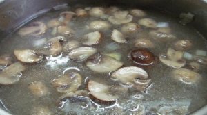 Суп грибной с клецками