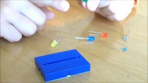 ПРОСТЕЙШИЙ ФОТОДАТЧИК ВКЛЮЧАЮЩИЙ СВЕТ В ТЕМНОТЕ